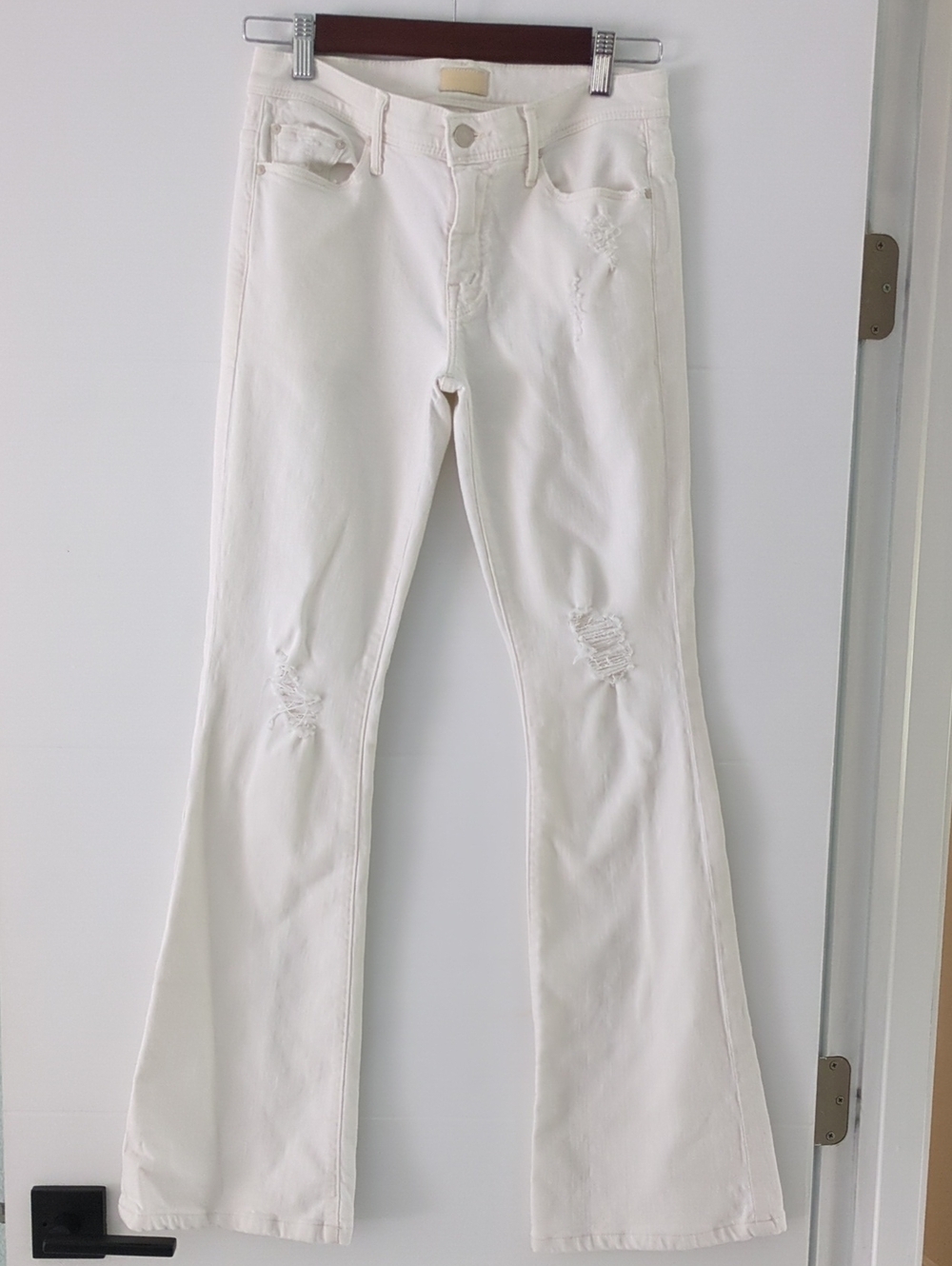 MOTHER The Cruiser Tea & Biscuit Distressed Flare Boho Beachy Stretchy Jeans 28